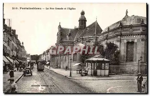 Cartes postales Fontainebleau La rue Grande et l eglise