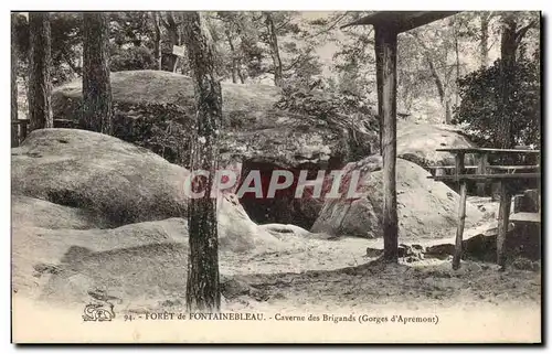 Cartes postales Foret de Fontainebleau Caverne des brigands (cavaliere des brigands Gorges d Apremont)