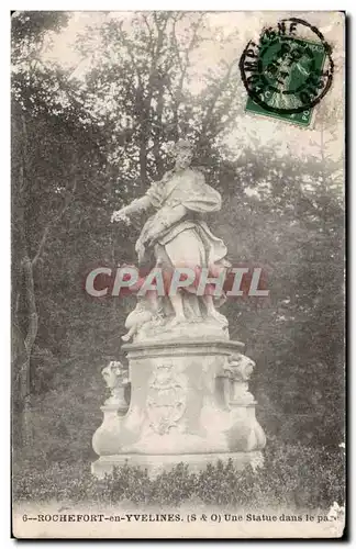 Cartes postales Rochefort sur Yvelines Une statue dans le parc