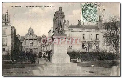 Ansichtskarte AK Versailles Square et statue du General Hoche