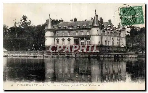 Ansichtskarte AK Rambouillet Le parc le chateau pris de l ile des poules