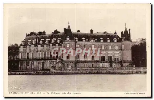 Cartes postales Rambouillet Le chateau pris des canaux