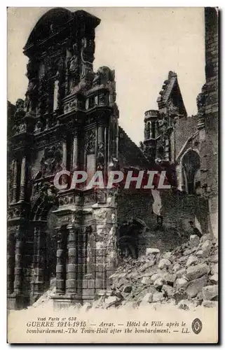 Cartes postales Militaria Arras Hotel de ville apres le bombardement