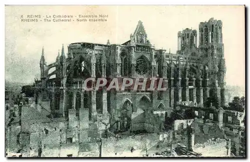 Ansichtskarte AK Militaria Reims La cathedrale Ensemble Nord