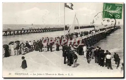 Trouville - Les Jetees a l heure de la Maree - Cartes postales