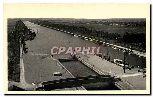 Moderne Karte Ouistreham le canal vu du phare Lighthouse