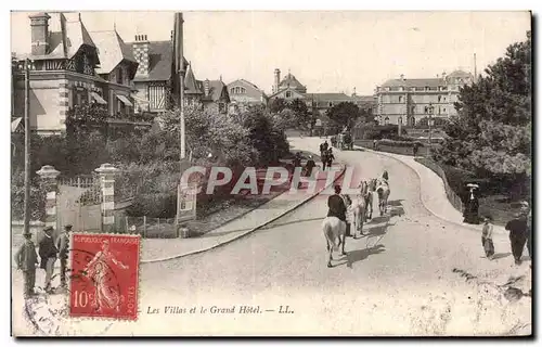 Cartes postales Cabourg Les villas et le grand hotel