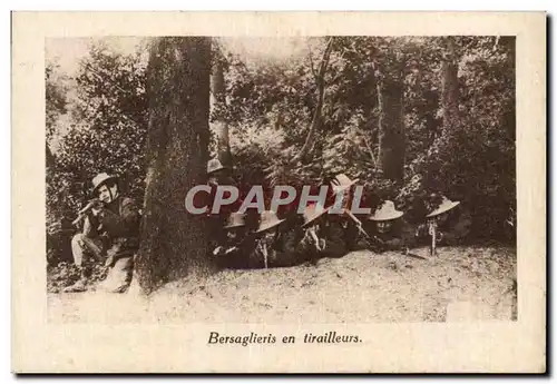 Cartes postales Militaria Bersagliers en tirailleurs