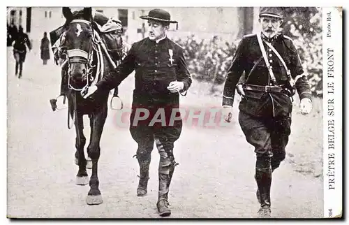 Ansichtskarte AK Militaria Pretre belge sur le front Horse Cheval