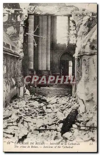 Ansichtskarte AK Militaria Crime de Reims Interieur de la cathedrale