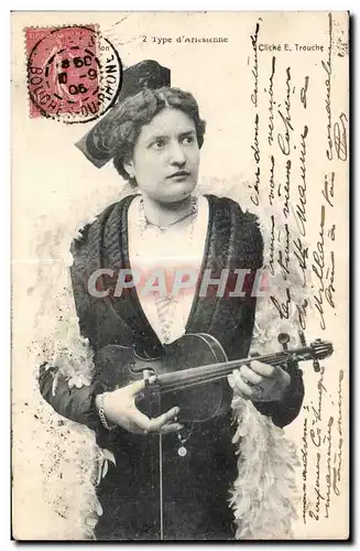 Cartes postales En Provence Type arlesienne Folklore costume Violon