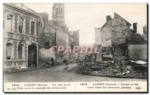 Ansichtskarte AK Militaria Albert Un coin de la ville apres le passage des allemands