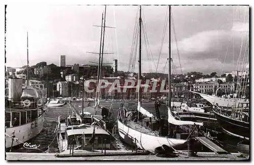 Cannes - Vue du Port - Cartes postales