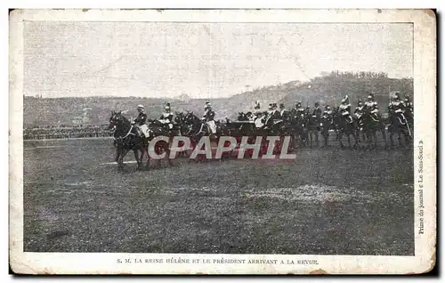 Ansichtskarte AK Militaria la grande guerre 1914 La reine Helene et le president arrivant a la revue