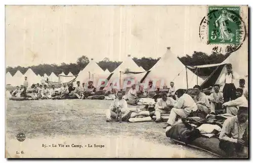 Cartes postales Militaria La vie au camp La soupe Camp de Chalons