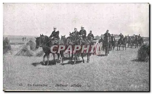 Cartes postales Militaria En Campagne Batterie attelee Chevaux