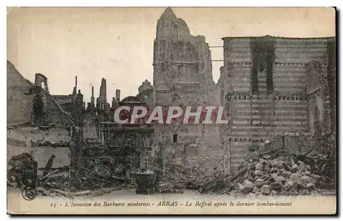 Ansichtskarte AK Militaria Guerre 1914 Arras Le beffroi apres le bombardement