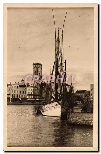 La Rochelle - Vue du Port - Eglise Saint Sauveur - Cartes postales