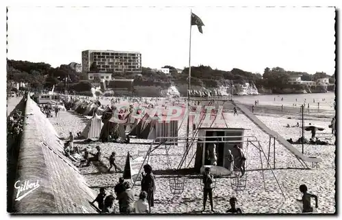 Cartes postales moderne La plage et les rochers de Vallieres a St Georges de Didonne