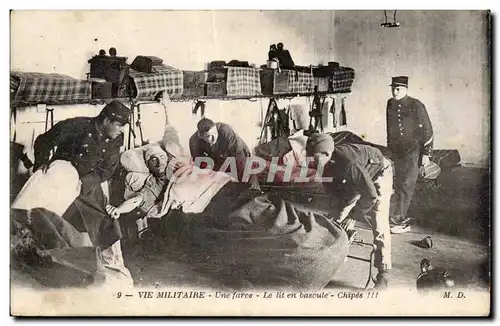 Ansichtskarte AK Militaria Guerre de 1914 Vie militaire Une farce Le lit en bascule Chipes