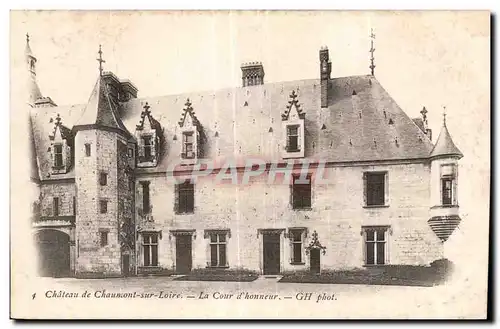 Cartes postales Chateau de Chaumont sur Loire La cour d honneur