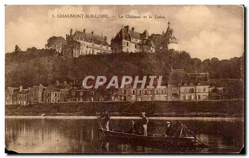 Cartes postales Chaumont sur Loire Le chateau et la Loire Bateau