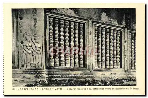 Cartes postales Cambodge Ruines D angkor Angkor Vath Decor et fenetres a balustrades des murs des galeries