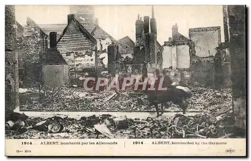 Cartes postales Militaria Albert bombarde par les allemands