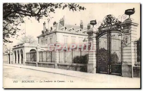 Ansichtskarte AK Bourges la fonderie de canons