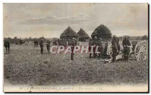 Ansichtskarte AK Militaria Armee Francaise Artillerie Une batterie