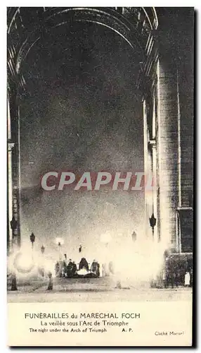 Ansichtskarte AK Militaria Funerailles du Marechal Foch La veillee sous l arc de Triomphe