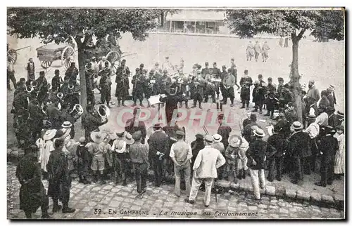 Ansichtskarte AK Militaria En campagne la musique au cantonnement