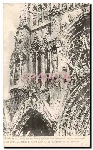 Ansichtskarte AK Militaria Les ruines de la grande guerre Reims Partie de la cathedrale apres le bombardement des