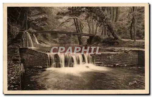 Lamalou les Bains - La Cascade au Petit Vichy - Ansichtskarte AK