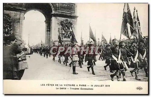 Paris - Fetes de la Victoire - 14 Juillet 1919 - Militaria - Le Defile - Troupe Ecossaises - Ansichtskarte AK