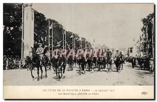 Ansichtskarte AK Militaria Paris Fetes de la Victoire 14 juillet 1919 Les Marechaux Foch et Joffre