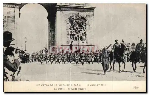 Ansichtskarte AK Militaria Paris Fetes de la victoire a Paris 14 juillet 1919 Le defile Troupes belges