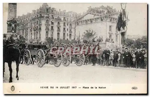 Cartes postales Militaria Revue du 14 juillet 1917 Place de la Nation