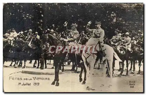 Ansichtskarte AK Militaria Paris Fetes de la Victoire 14 juillet 1919 Marechaux Foch et Joffre