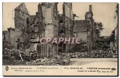 Cartes postales Militaria Verdun bombarde Aspect d une rue