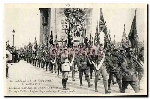 Ansichtskarte AK Militaria Defile de la victoire Paris 14 juillet 1919 Les drapeaux anglais a l arc de Triomphe