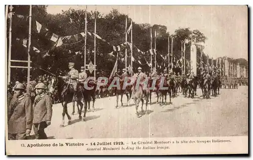 Ansichtskarte AK Militaria 14 juillet 1919 Le general Montuori a la tete des troupes italiennes