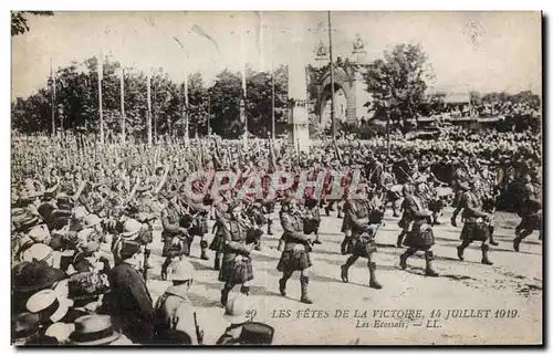 Cartes postales Militaria Paris Fetes de la victoire 14 juillet 1919 Les Ecossais