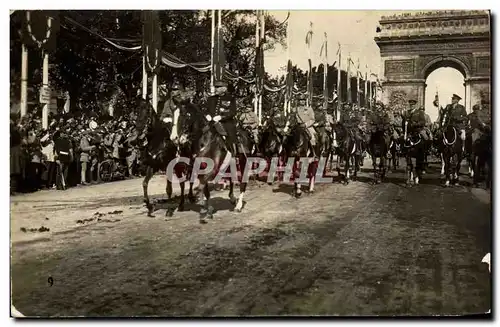 Cartes postales Militaria Fetes de la Victoire 14 juillet 1919 Paris Les marechaux Joffre Foch Arc de triomphe