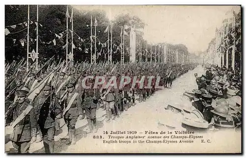 Ansichtskarte AK Militaria Les fetes de la victoire 14 juillet 1919 Troupes anglaises Avenue des Champs Elysees