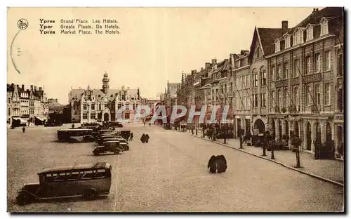 Ansichtskarte AK Belgique Ypres Grand place Les hotels