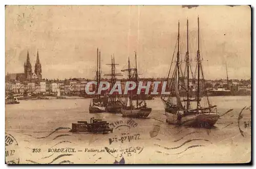 Ansichtskarte AK Bordeaux Voiliers en Rade Bateaux