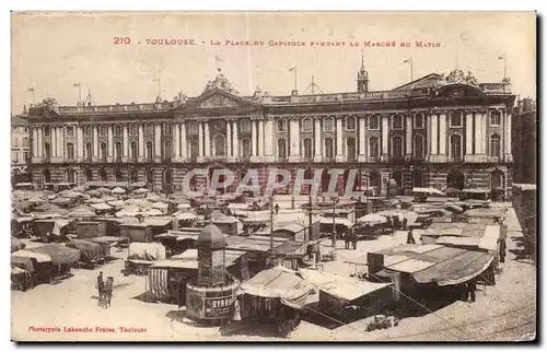 Cartes postales Toulouse La Place Du Capitole Le Marche Du Matin