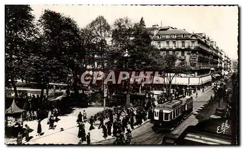 Ansichtskarte AK Toulouse La Rue D Alsace Lorraine et le square de Gaulle Tramway