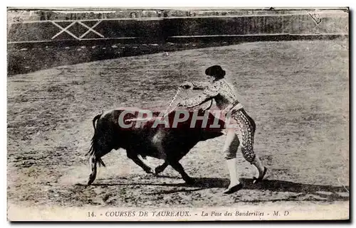 Ansichtskarte AK Corrida Taureau Course de taureaux La pose des banderolles